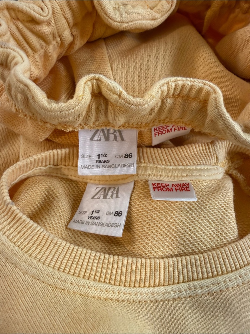 Zara Kids Club de l’Amitié Yellow Sweatshirt Shorts Set 1.5Y 86 - Picture 3 of 5